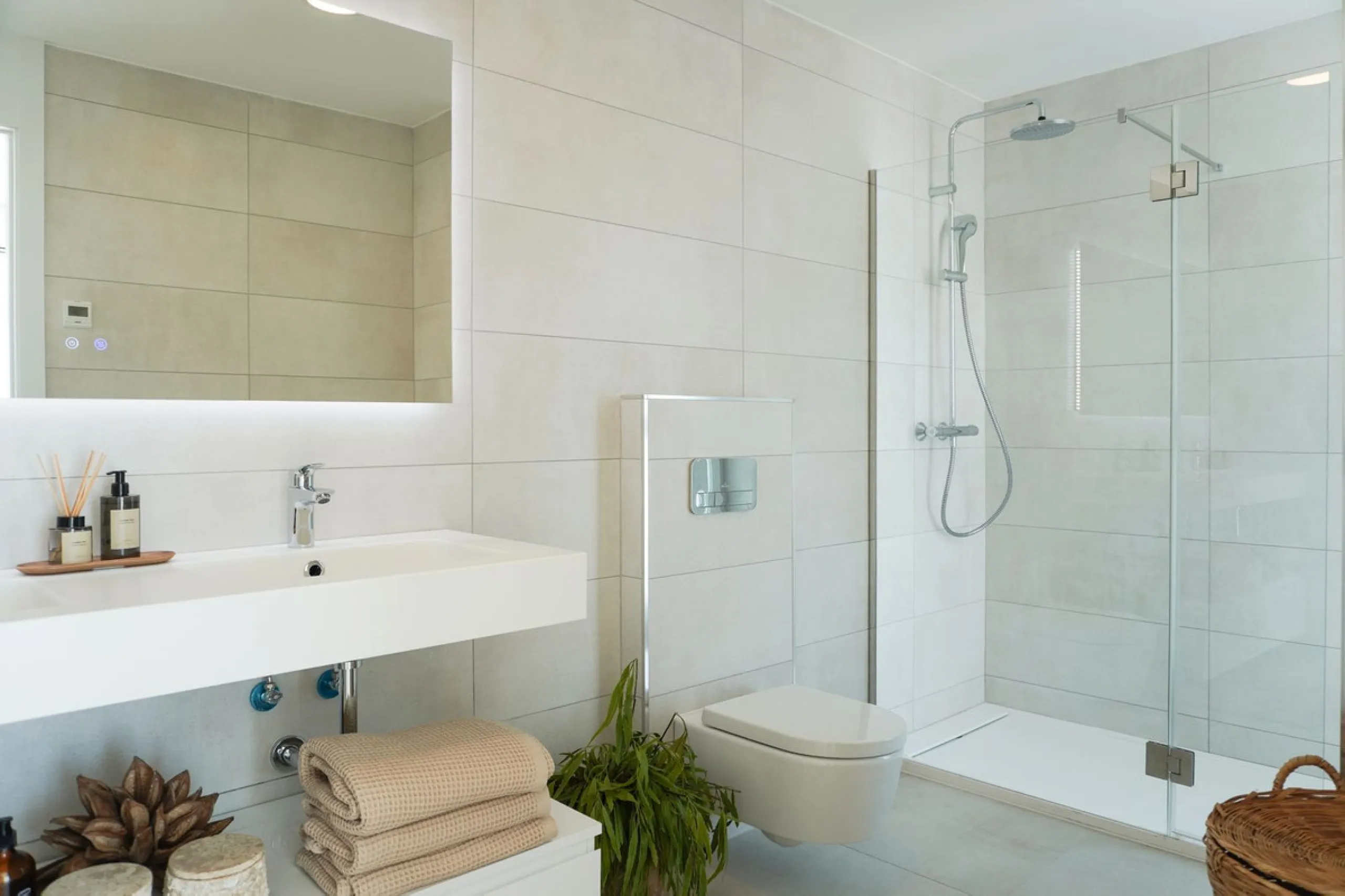 Brand new 3-bedroom apartment with sea views in La Cala de Mijas