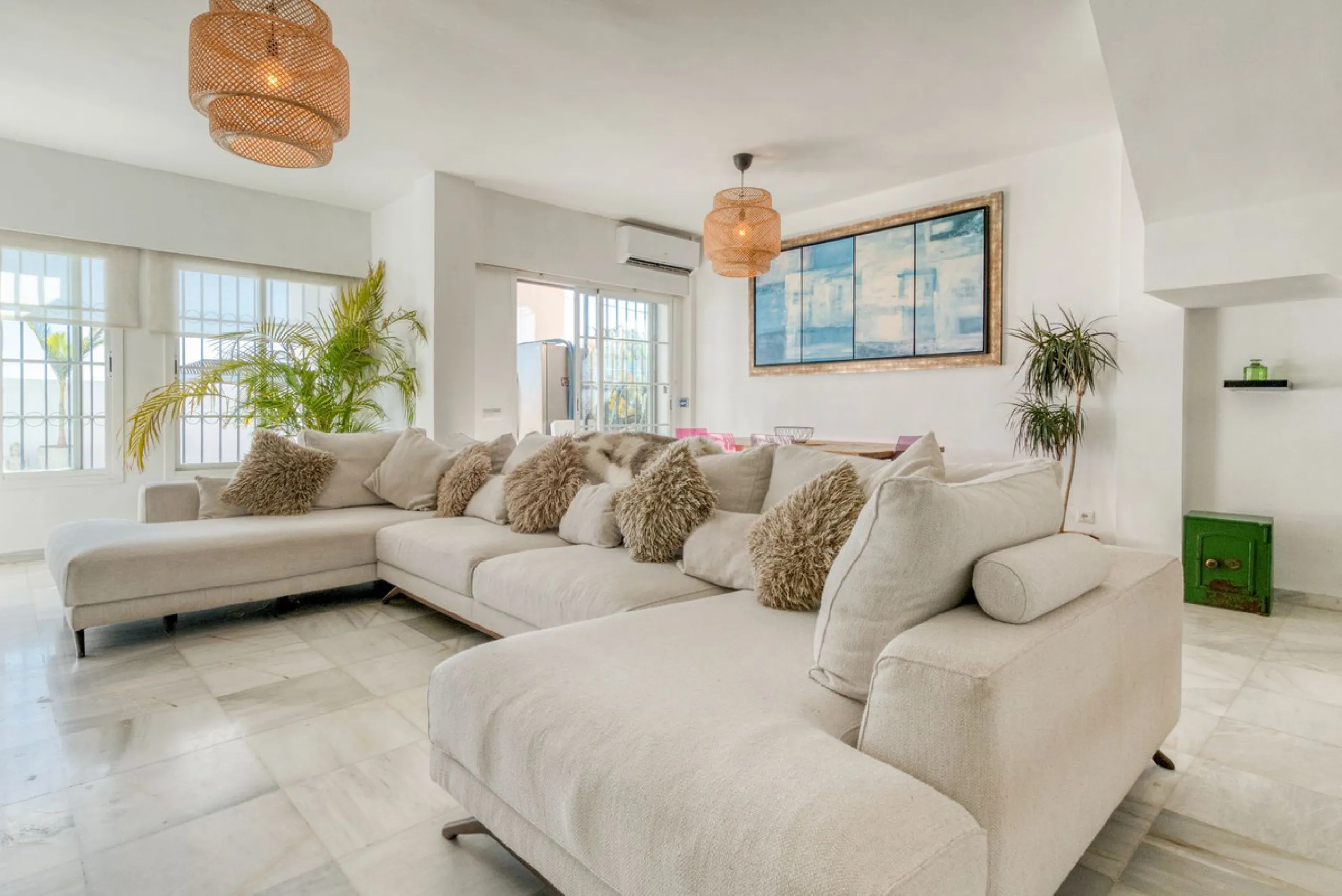 Stunning fully refurbished villa located in the sought after area of Bel Air on Estepona's New Golden Mile.