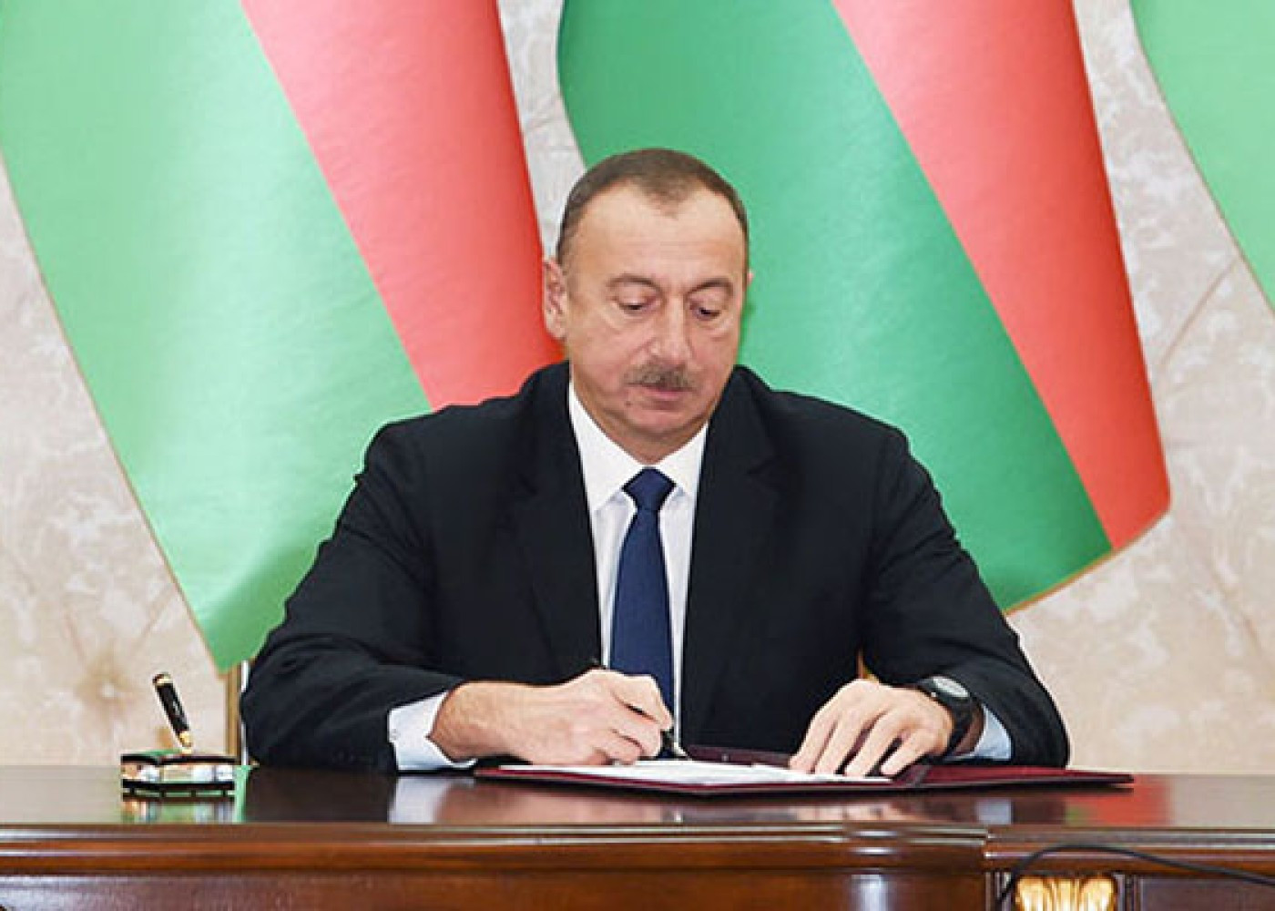 Prezident İlham Əliyev bir sıra qanunlarda dəyişikliyi təsdiqləyib