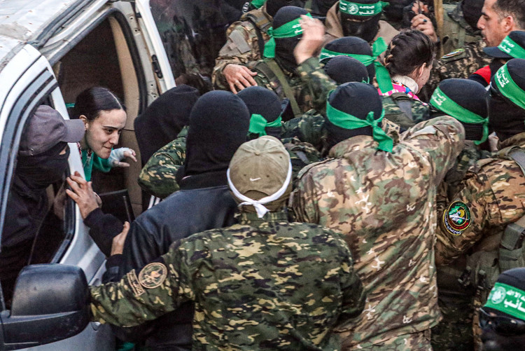 HAMAS azadlığa buraxılacaq 4 qadın girovun adını açıqlayıb