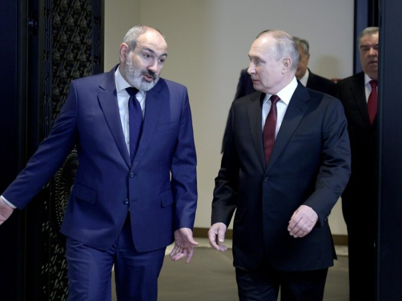 Qərb Ermənistanı Rusiya ilə əlaqələri pozmağa təhrik edir