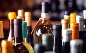 Alkoqollu içkilərlə bağlı qanun təsdiqlənib