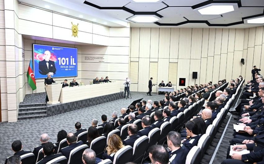 7 nəfər prokurorluq əməkdaşı işdən çıxarılıb