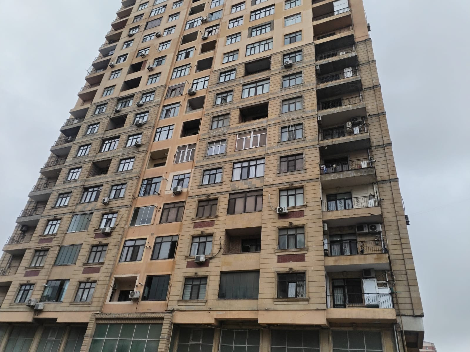 Aldığı evi başqasına satdılar