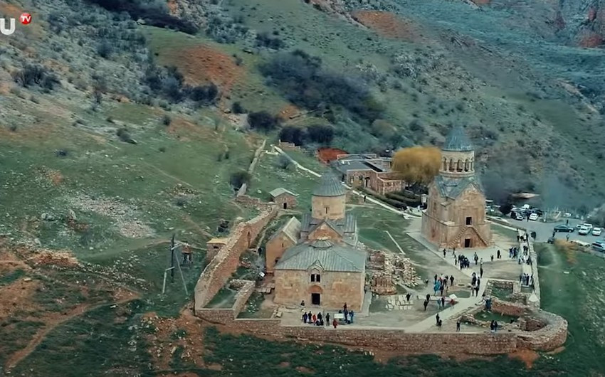 "İrsimiz" rubrikasında Qərbi Azərbaycanın Alban-türk memarlığı işıqlandırılıb