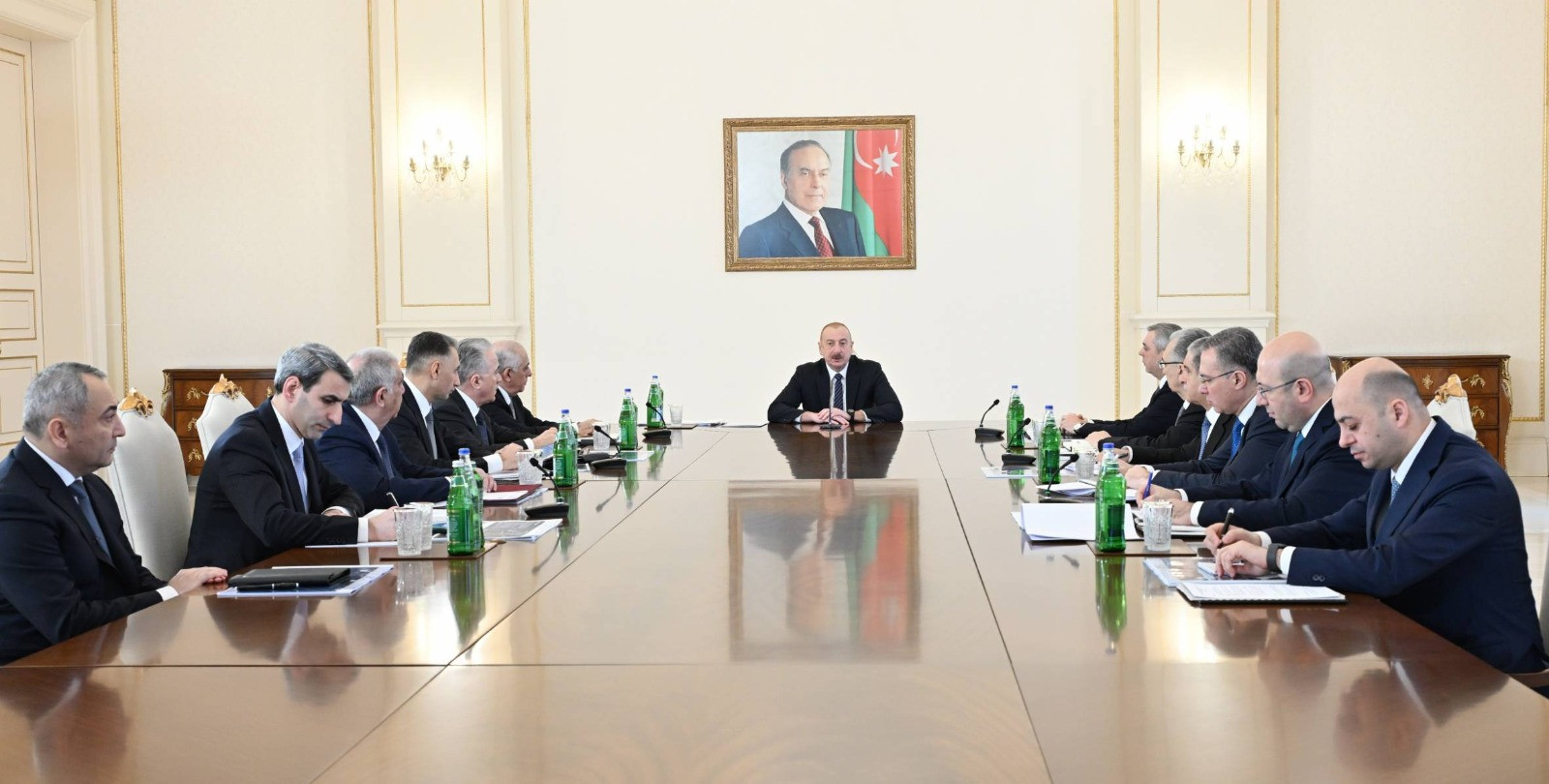 Nəqliyyat sektorunda strateji prioritetlər müzakirə edilib