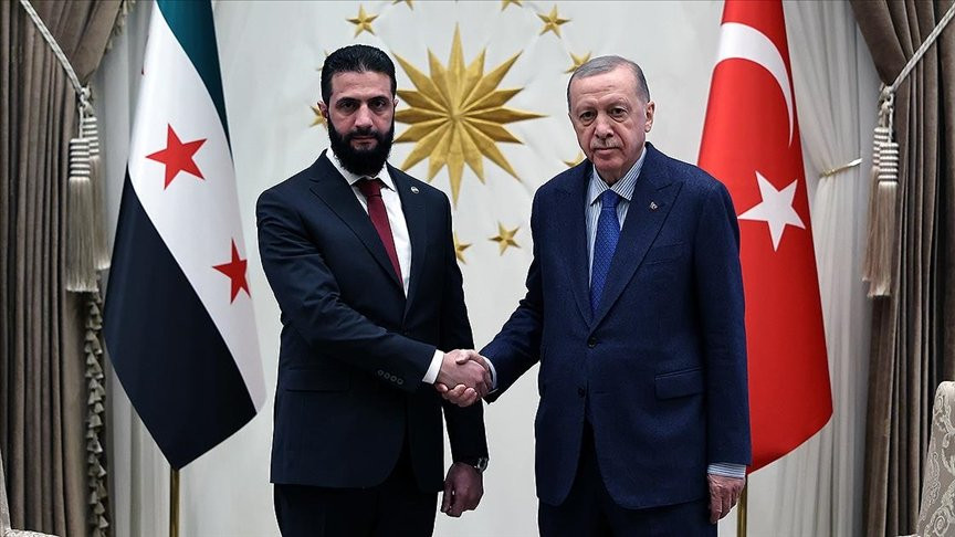 Ərdoğan və Şara tarixi görüşdə:
