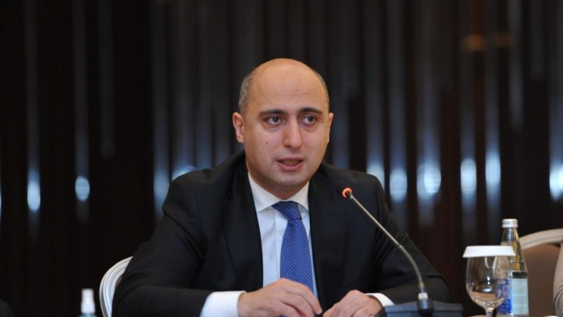 Sertifikasiyada yüksək nəticə göstərən 18 minə yaxın müəllimin maaşı artıb -