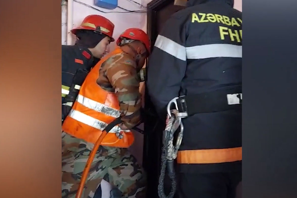 FHN xilasetmə əməliyyatı görüntüləri yayıb  – üç azyaşlı xilas edildi
