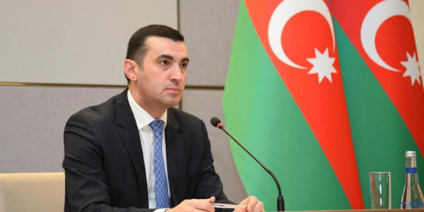Ayxan Hacızadə: Rusiya-Ermənistan münasibətlərinə aid mövzuların Azərbaycanla əlaqəli şərh edilməsinə son qoyulmalıdır