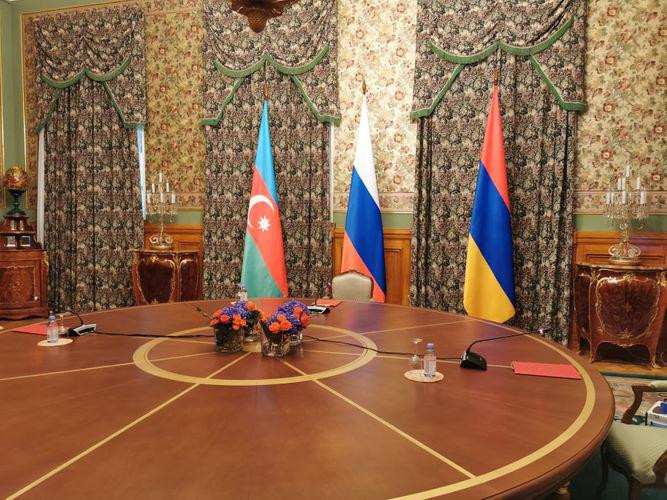 “Azərbaycan nə istədiyini açıq şəkildə bildirir, Ermənistan isə tərəddüd içindədir”