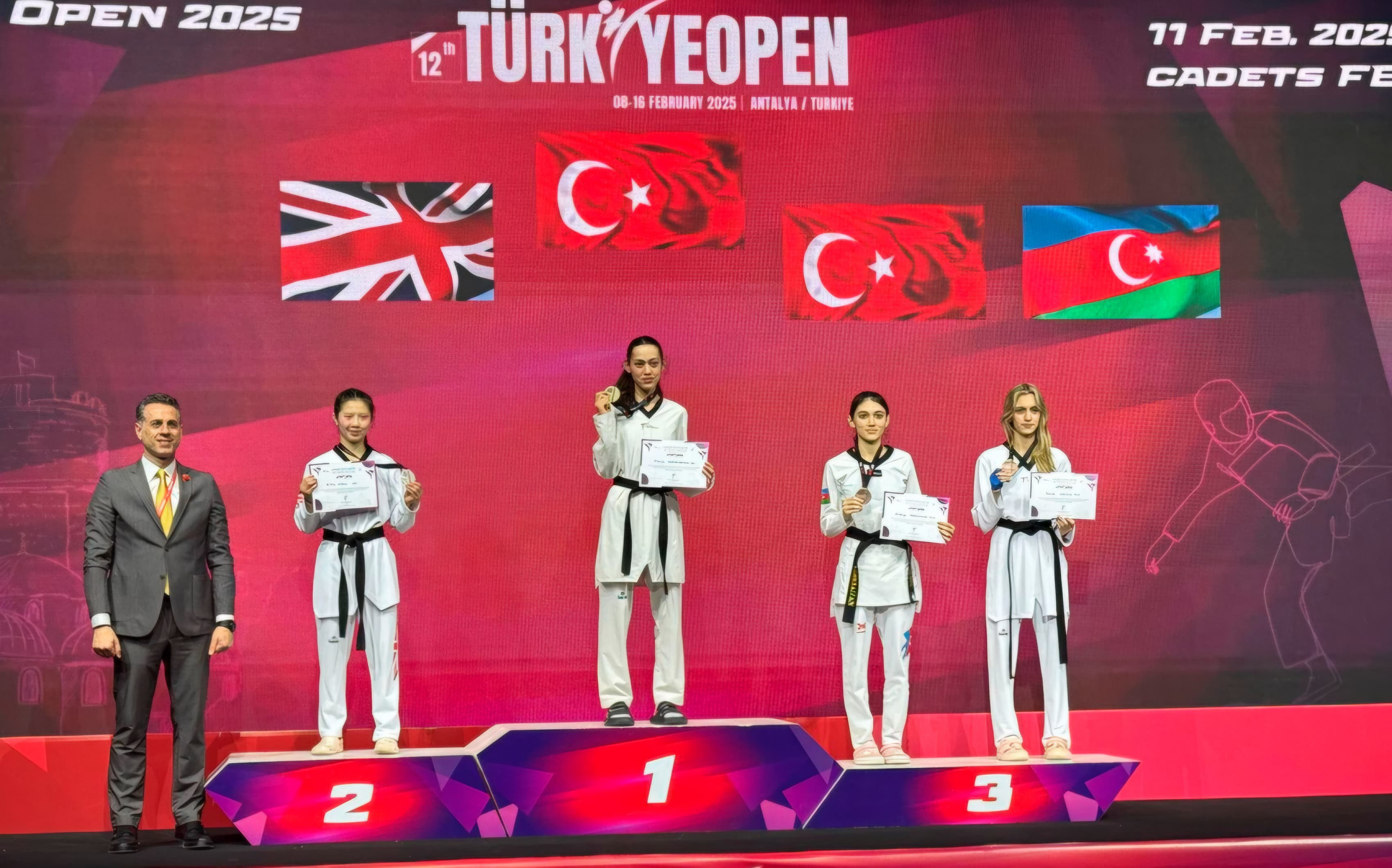 Taekvondoçumuz beynəlxalq turnirdə medal qazanıb