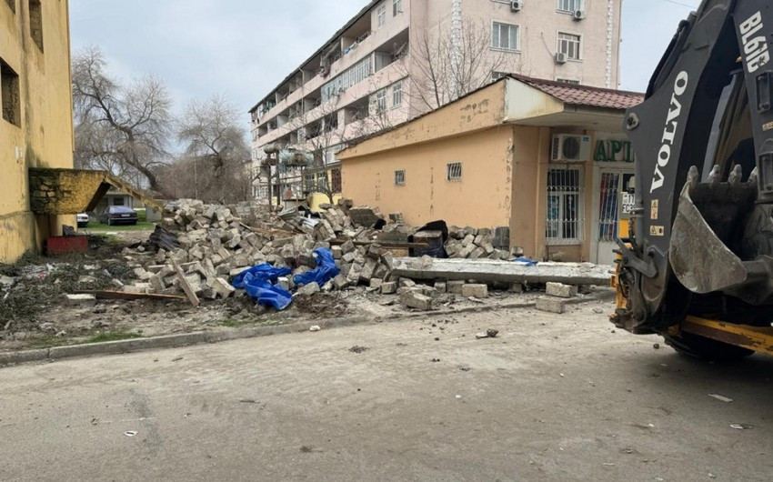 Neftçalada qanunsuz tikili sökülüb