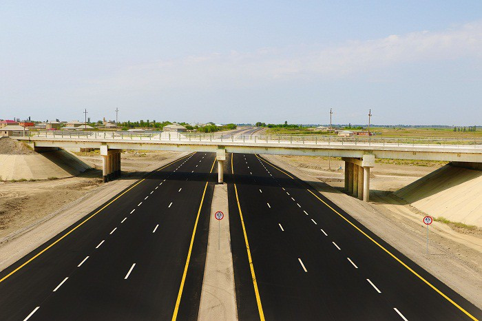 Bakı-Astara yolu yeniləndi