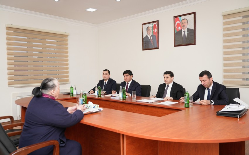 Ədliyyə naziri  Şirvan şəhərində vətəndaşları qəbul edib