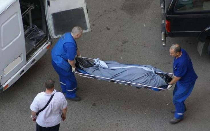 Mənzildə 35 yaşlı qadının meyiti aşkarlanıb