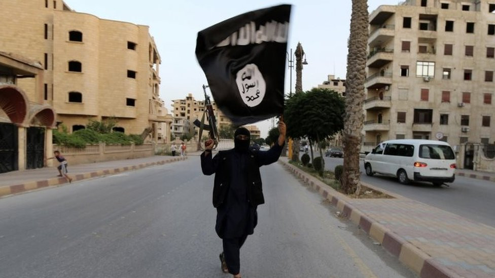 İŞİD alman dilində terror çağırışı edən yeni veb-sayt yaradıb