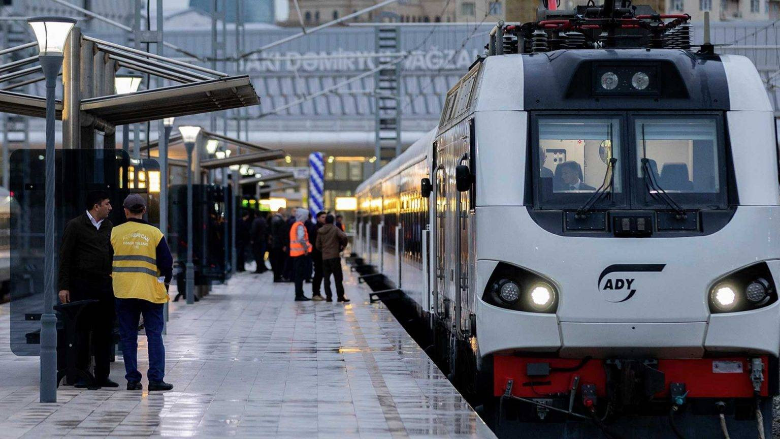 ADY hava ilə əlaqədar gücləndirilmiş iş rejiminə keçib