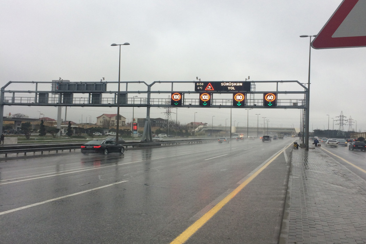 Bakıda əsas yollarda sürət həddi bərpa olunub
