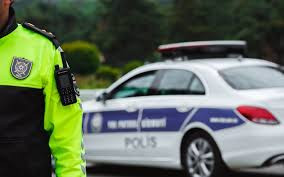 Yol polisi hava şəraiti ilə əlaqədar olaraq sürücülərə müraciət edib
