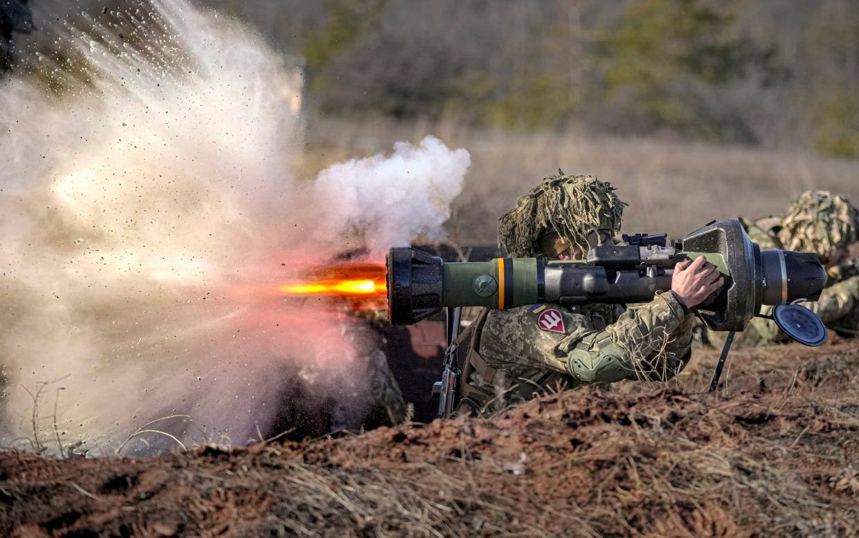 NATO ilə Ukrayna arasında gərginlik artır