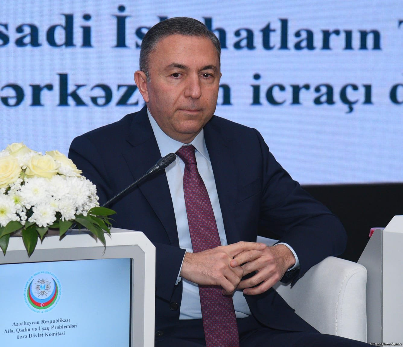 Komitə üzvü: