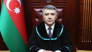 Azərbaycanda fəaliyyət göstərən hakimlərin sayı açıqlanıb