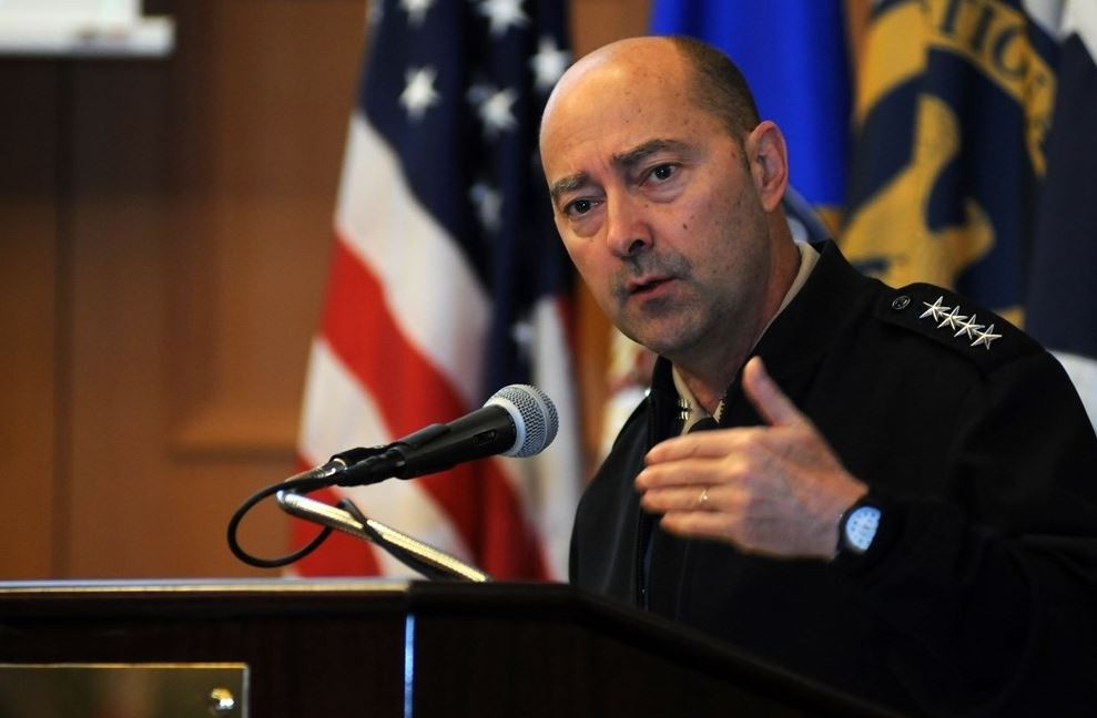 Ceyms Stavridis: "NATO fəaliyyətini dayandıra bilər"