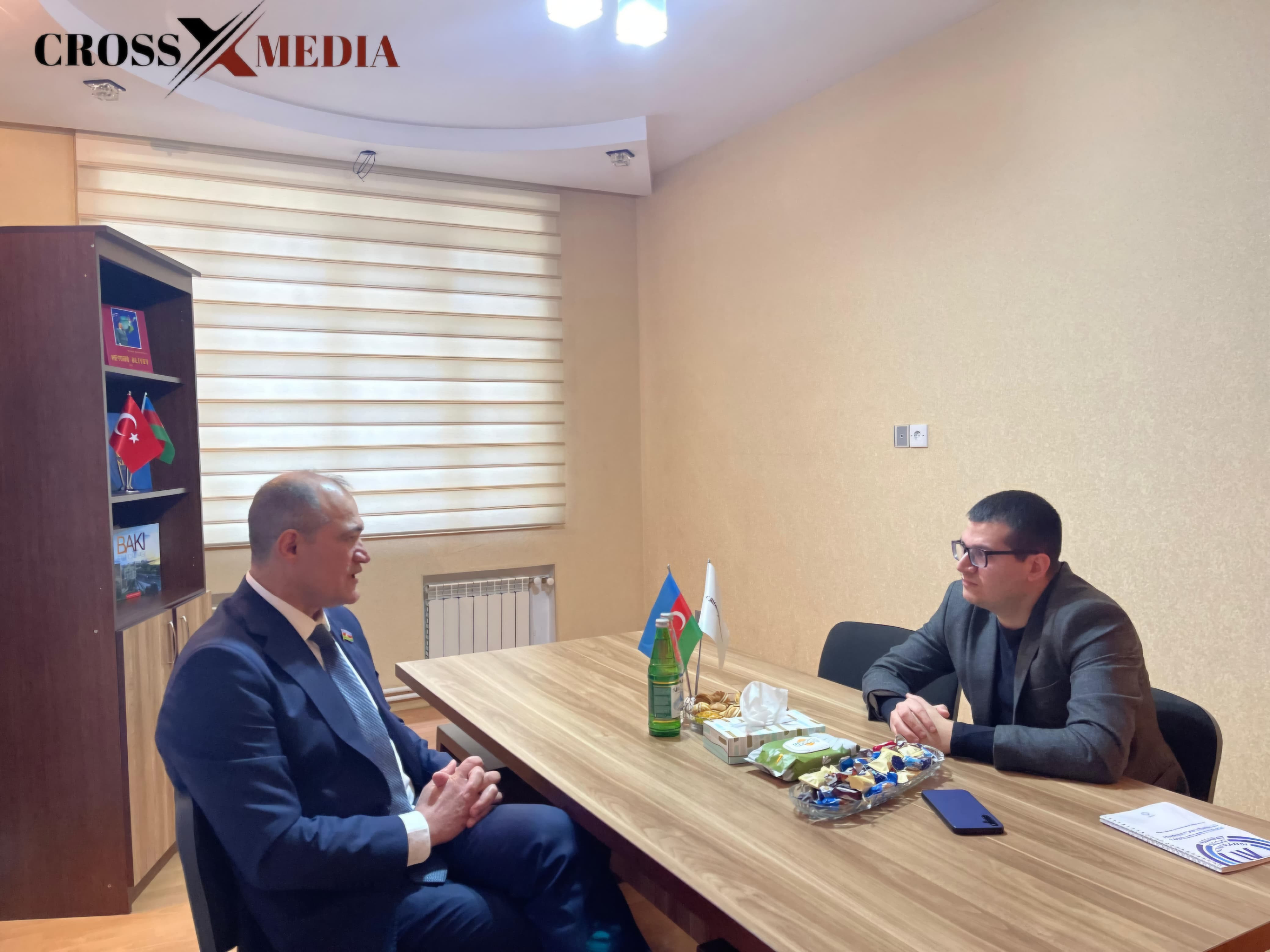 Razi Nurullayev: "Azərbaycanın xarici siyasətində şok effekti yarana bilər"