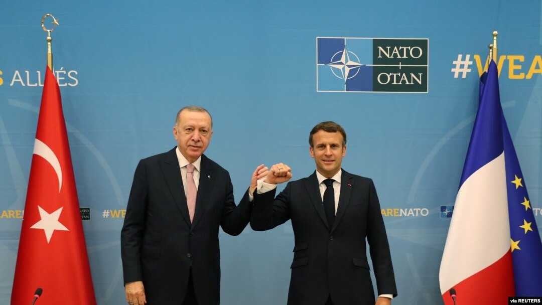 Fransa Türkiyəni rəqib görür