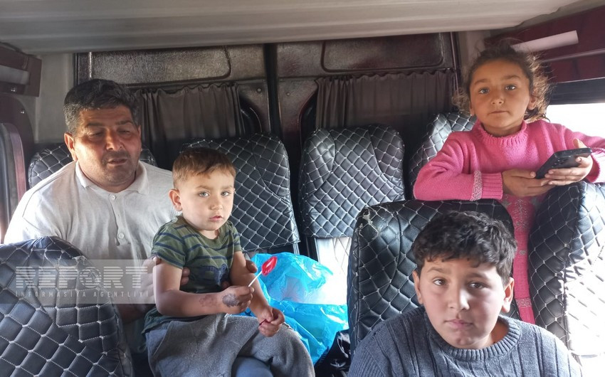Xocalı sakinləri doğma yurdlarına çatıblar