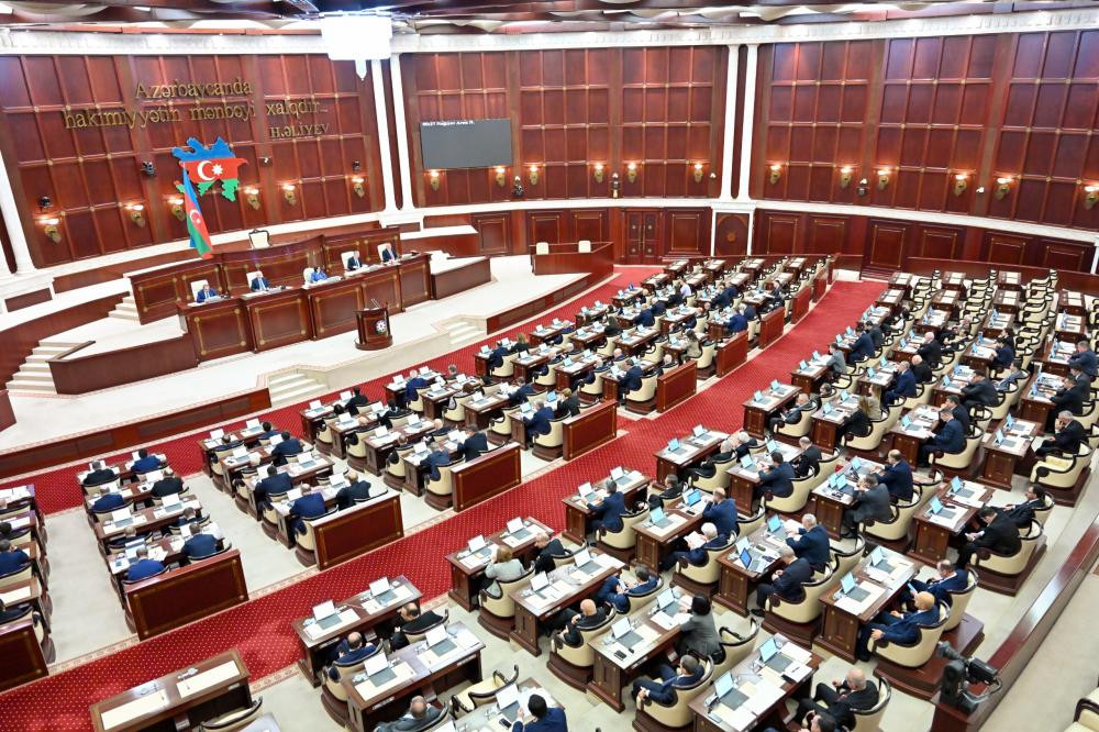 Milli Məclisin növbəti plenar iclası başlayıb