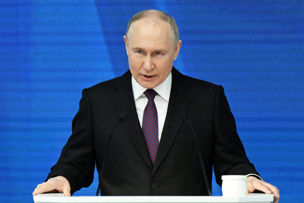 Putin: "Ordumuz Kurskda düşmən qoşunlarının məğlubiyyətini başa çatdırmaq üzrədir"