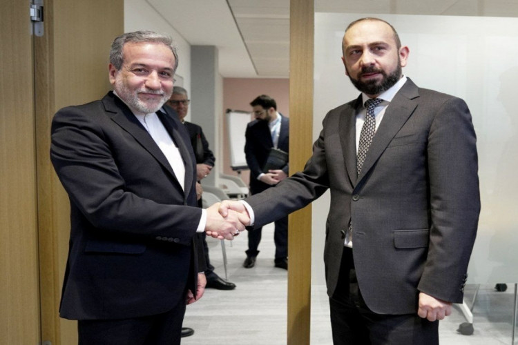 İran və Ermənistanın XİN rəhbərləri İrəvanda bu məsələləri müzakirə ediblər