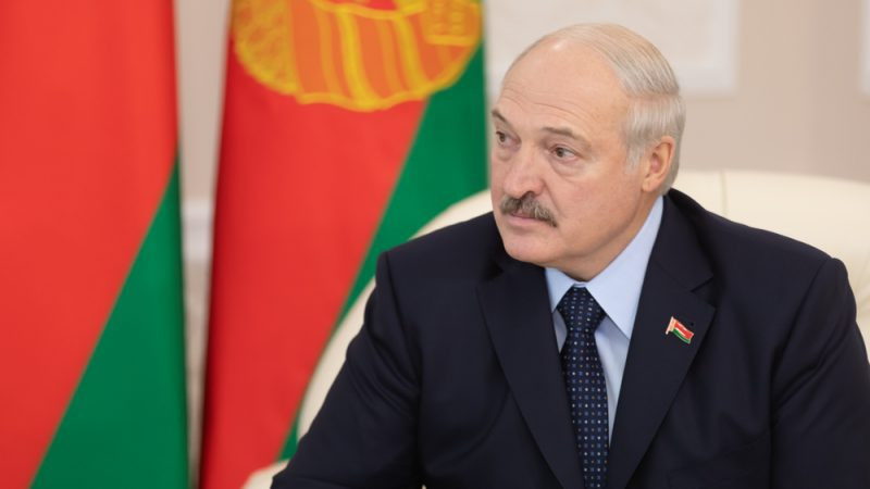 Lukaşenko and içib prezident vəzifəsinin icrasına başladı