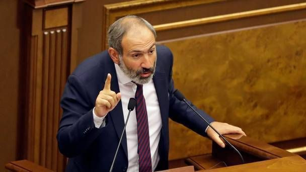 Paşinyan onlara hədə-qorxu gəldi: Sizi tapdalayacağam!