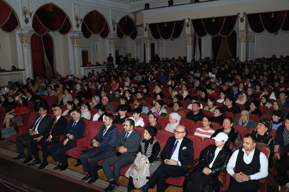 Azərbaycan ilk dəfə Özbəkistanda beynəlxalq teatr həftəliyində təmsil olunub