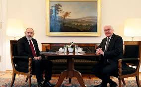 Paşinyan və Frank-Valter Ştaynmayer sülh prosesini müzakirə ediblər