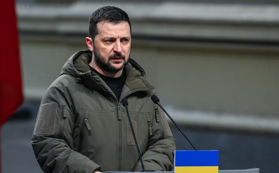 Ukraynada seçki qovğası: Zelenski keçmiş silahdaşı ilə üz- üzə
