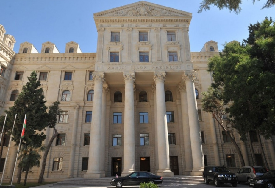 Ceyhun Bayramov Perişa Kastratoviç ilə görüşüb