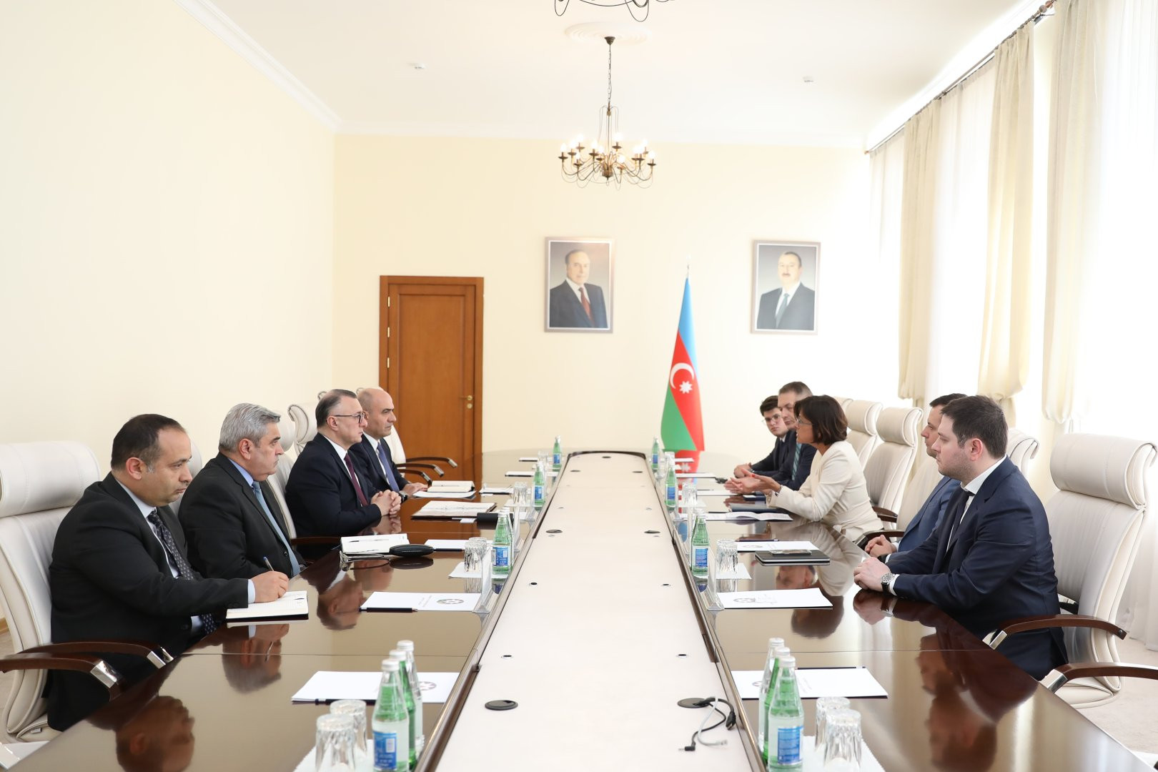 Səhiyyə Nazirliyində “GE Healthcare” şirkətinin regional direktoru ilə qarşılıqlı əməkdaşlıq üçün potensial imkanlar müzakirə edilib