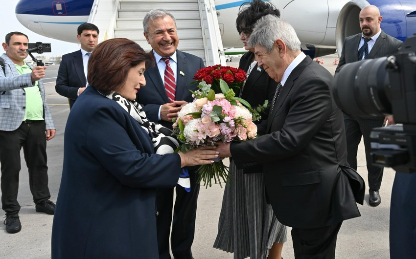 Sahibə Qafarova Özbəkistana gedib