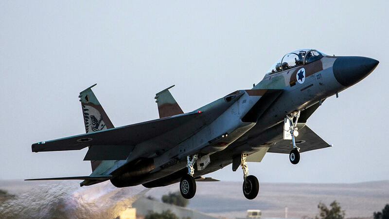 İsrail Hərbi Hava Qüvvələri Hama aviabazasına zərbələr endirdi