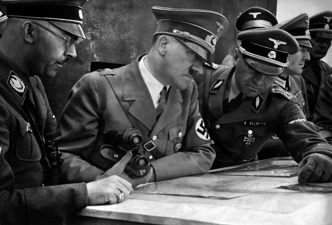 Hitler ölmədi - ABŞ sənədlər təqdim etdi