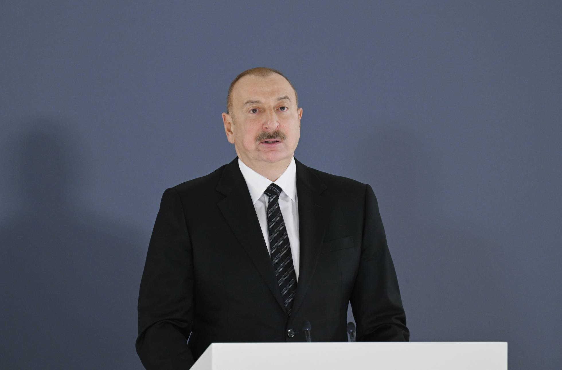İraqın Baş naziri Prezident İlham Əliyevi təbrik edib