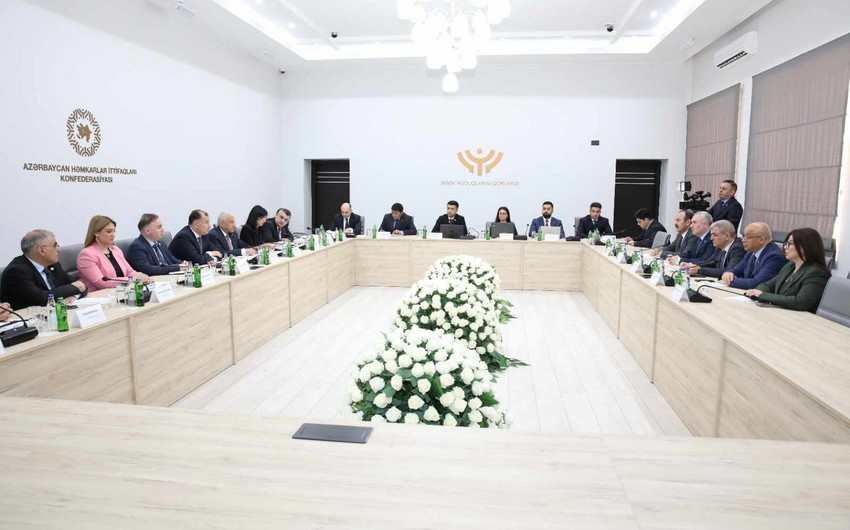 Azərbaycan Həmkarlar İttifaqları Konfederasiyasında deputatlarla görüş olub