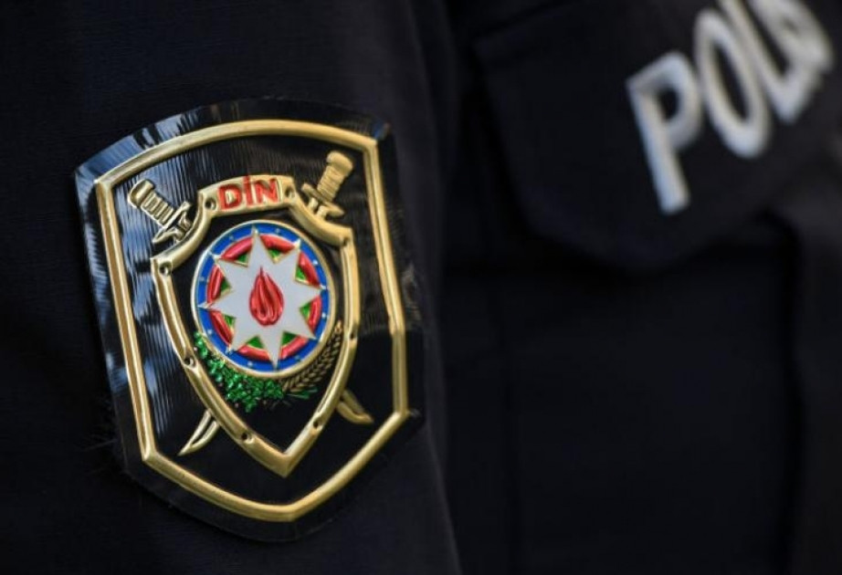 Polis əməkdaşları qanunsuz silah sursat aşkar edib