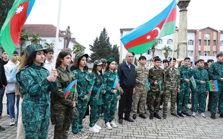 Dövlət Xidməti  gənclər üçün tədbirlər keçirib