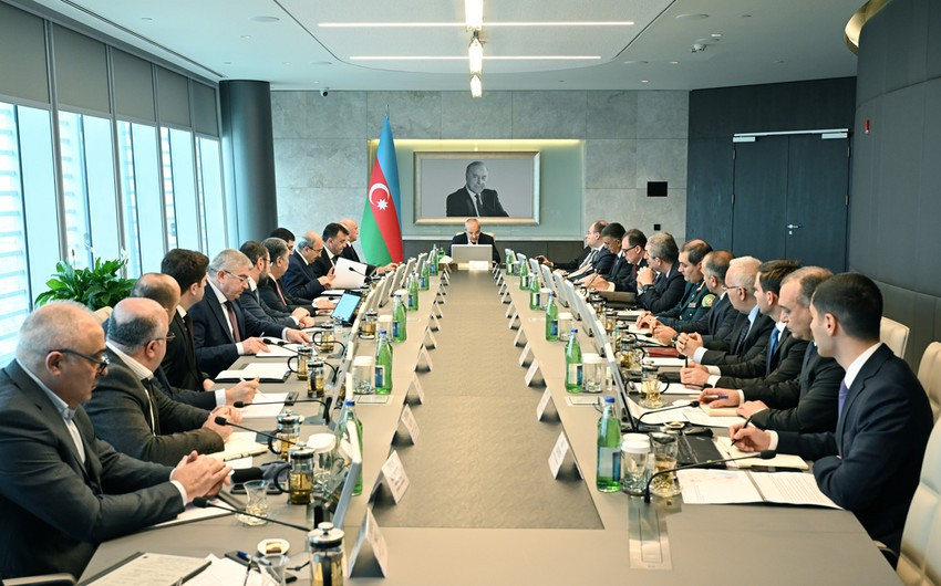 Ələtdə inşa edilən karqo hava limanında görülən işlər müzakirə edilib