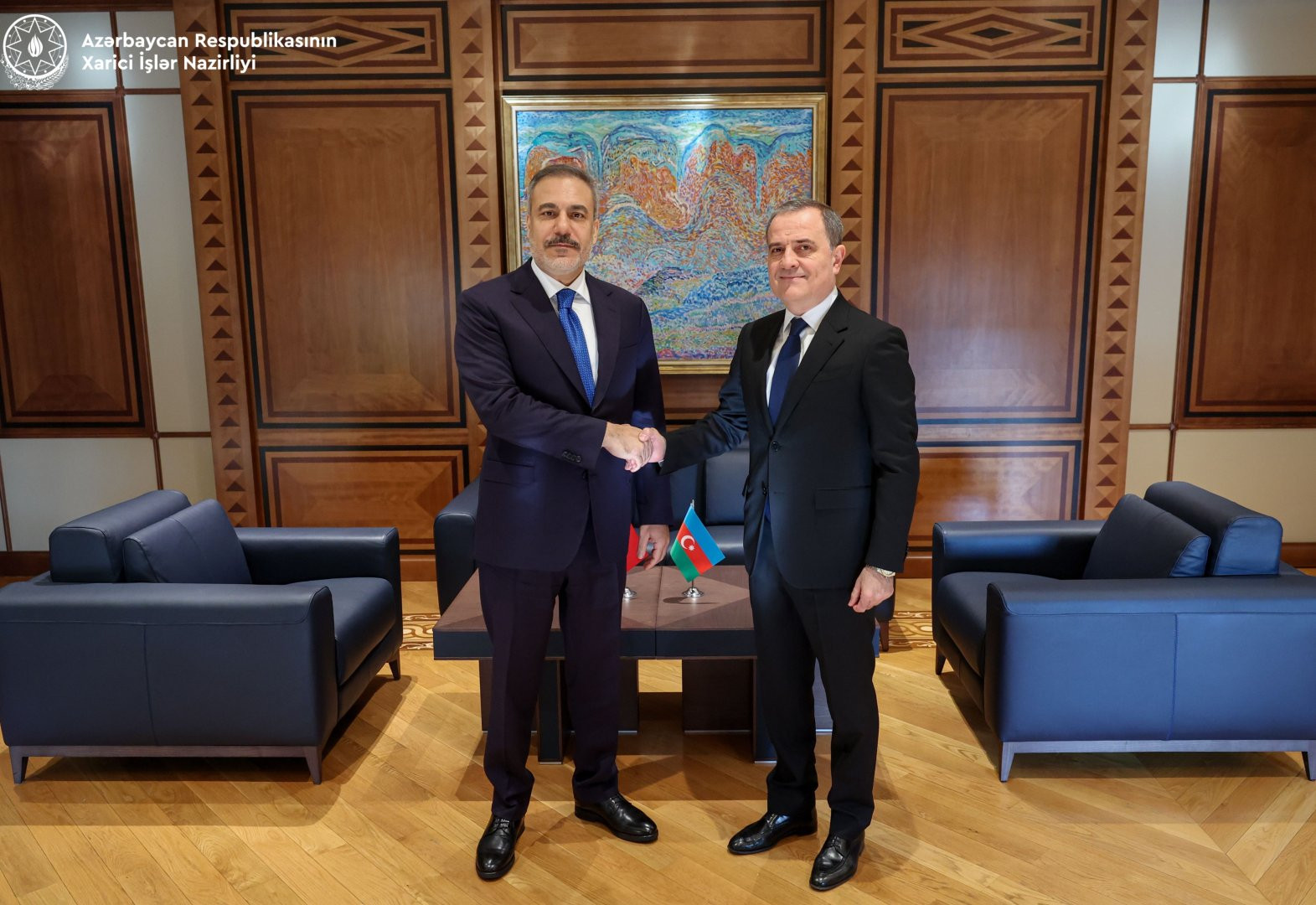 Ceyhun Bayramov Hakan Fidanla görüşüb